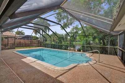9821 SW 3rd Court, Plantation, FL 33324 - Photo 2