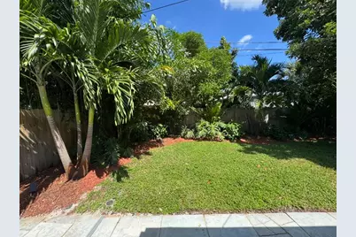 176 E 24th Street, Riviera Beach, FL 33404 - Photo 6