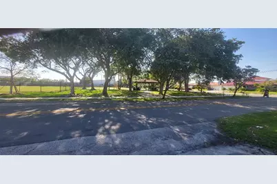 5240 NE 14th Way #4, Fort Lauderdale, FL 33334 - Photo 4