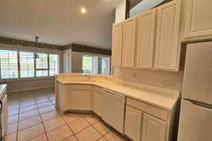 909 SW Lake Charles Cir, Port Saint Lucie, FL 34986 - Photo 14