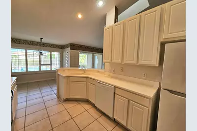 909 SW Lake Charles Circle, Port Saint Lucie, FL 34986 - Photo 14