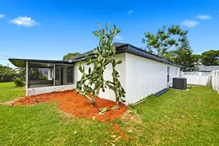 942 SW John MacCormack Terrace, Port Saint Lucie, FL 34953 - Photo 6