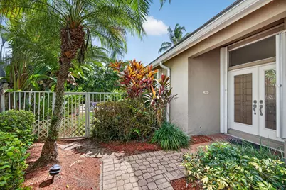 17220 Hampton Boulevard, Boca Raton, FL 33496 - Photo 6
