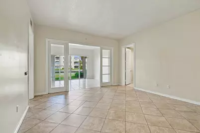 19 Harbour Isle Drive W #103, Fort Pierce, FL 34949 - Photo 10