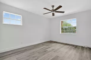 495 SE 8th St, Deerfield Beach, FL 33441 - Photo 6