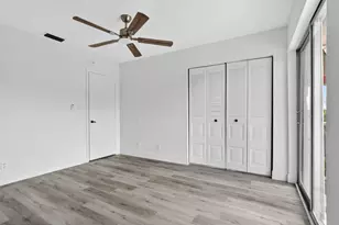 495 SE 8th St, Deerfield Beach, FL 33441 - Photo 16