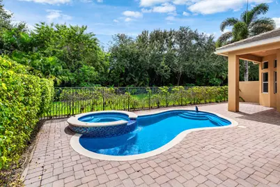 8126 Valhalla Drive, Delray Beach, FL 33446 - Photo 34