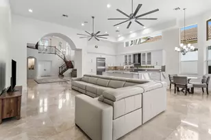 8126 Valhalla Dr, Delray Beach, FL 33446 - Photo 8