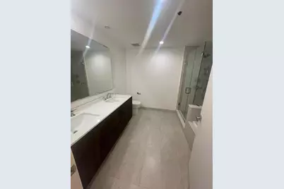 488 NE 18th Street #2106, Miami, FL 33132 - Photo 8