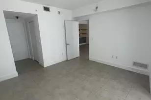 488 NE 18th St, Miami, FL 33132 - Photo 6
