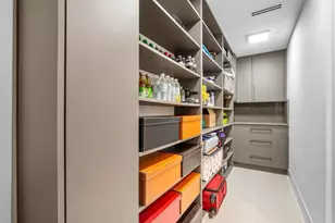 550 SE Mizner Blvd, Boca Raton, FL 33432 - Photo 8