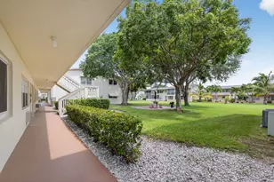 221 Coventry J, West Palm Beach, FL 33417 - Photo 36
