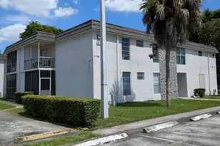 10361 N Kendall Dr, Miami, FL 33176 - Photo 1