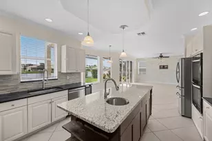 11179 SW Wyndham Way, Port Saint Lucie, FL 34987 - Photo 22
