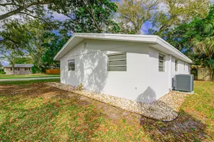 3105 18th St, Vero Beach, FL 32960 - Photo 6