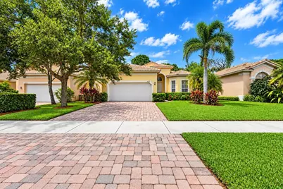 6128 Spring Lake Terrace, Fort Pierce, FL 34951 - Photo 2