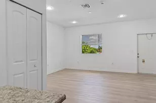 105 2nd St, Lake Park, FL 33403 - Photo 14
