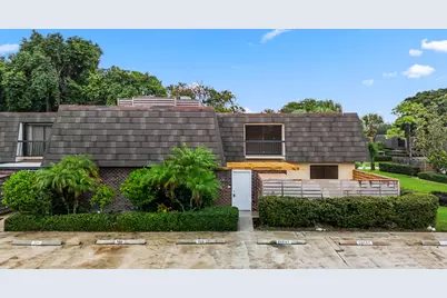 703 7th Terrace, Palm Beach Gardens, FL 33418 - Photo 1