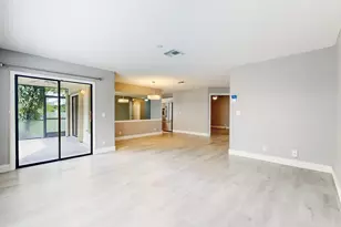 3284 Jog Park Dr, Greenacres, FL 33467 - Photo 12
