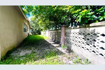 3999 NW 36th Street, Lauderdale Lakes, FL 33309 - Photo 24