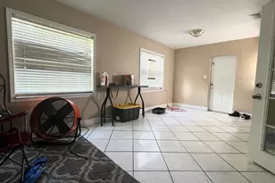 3999 NW 36th St, Lauderdale Lakes, FL 33309 - Photo 10