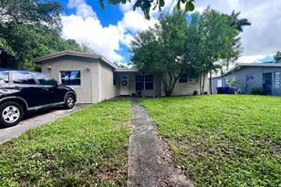 3999 NW 36th St, Lauderdale Lakes, FL 33309 - Photo 2