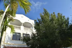 540 NE 17th Ave, Fort Lauderdale, FL 33301 - Photo 2
