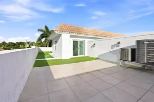 1812 NE 26th Ave, Fort Lauderdale, FL 33305 - Photo 18