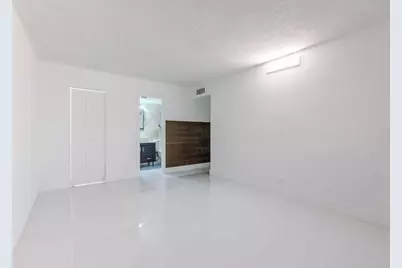 2401 NW 41st Avenue #101, Lauderhill, FL 33313 - Photo 10