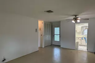 2751 Ashley Dr E, West Palm Beach, FL 33415 - Photo 6