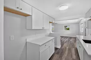 1025 W 7th St, Riviera Beach, FL 33404 - Photo 12