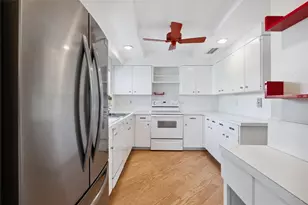 818 SE 4th St, Fort Lauderdale, FL 33301 - Photo 14