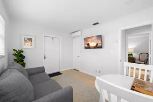 2108 NE 24th St, Wilton Manors, FL 33305 - Photo 46