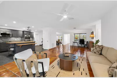 2108 NE 24th Street, Wilton Manors, FL 33305 - Photo 10