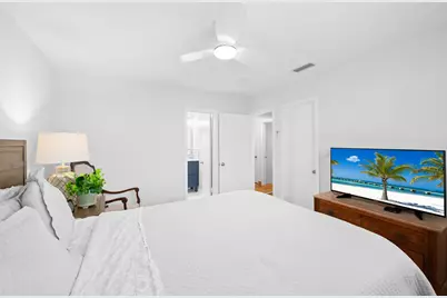 2108 NE 24th Street, Wilton Manors, FL 33305 - Photo 42