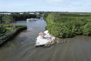 5685 Marina Dr, Sebastian, FL 32958 - Photo 10