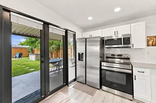 2775 NE 16th Ave, Pompano Beach, FL 33064 - Photo 10