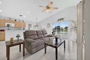 827 NW Greenwich Ct, Port Saint Lucie, FL 34983 - Photo 12
