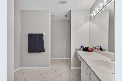 827 NW Greenwich Court, Port Saint Lucie, FL 34983 - Photo 24