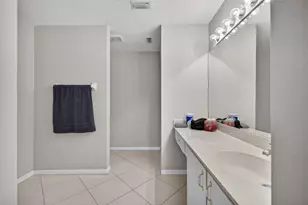 827 NW Greenwich Ct, Port Saint Lucie, FL 34983 - Photo 24