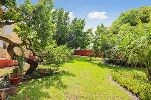 525 51st St, West Palm Beach, FL 33407 - Photo 10