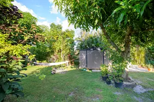 221 SW Calmoso Dr, Port Saint Lucie, FL 34983 - Photo 40