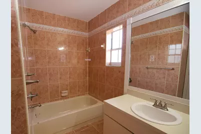 9471 NW 52nd Street, Sunrise, FL 33351 - Photo 4