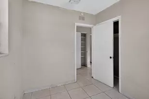 2740 NW 2nd St, Boynton Beach, FL 33435 - Photo 18