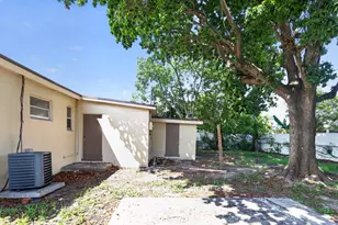 2740 NW 2nd St, Boynton Beach, FL 33435 - Photo 6