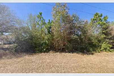921 Robert Avenue, Lehigh Acres, FL 33936 - Photo 4