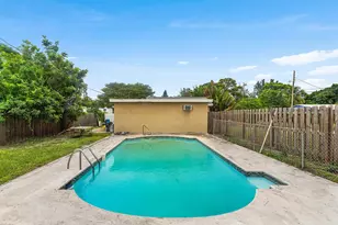 4329 Whispering Pines Rd, West Palm Beach, FL 33406 - Photo 52