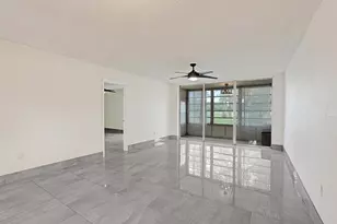 8301 Sands Point Blvd, Tamarac, FL 33321 - Photo 8