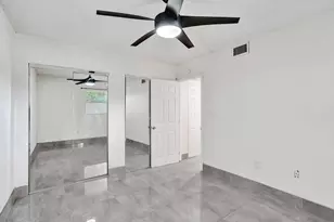 8301 Sands Point Blvd, Tamarac, FL 33321 - Photo 14