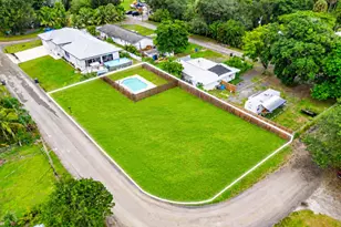 4329 Whispering Pines Rd, West Palm Beach, FL 33406 - Photo 2